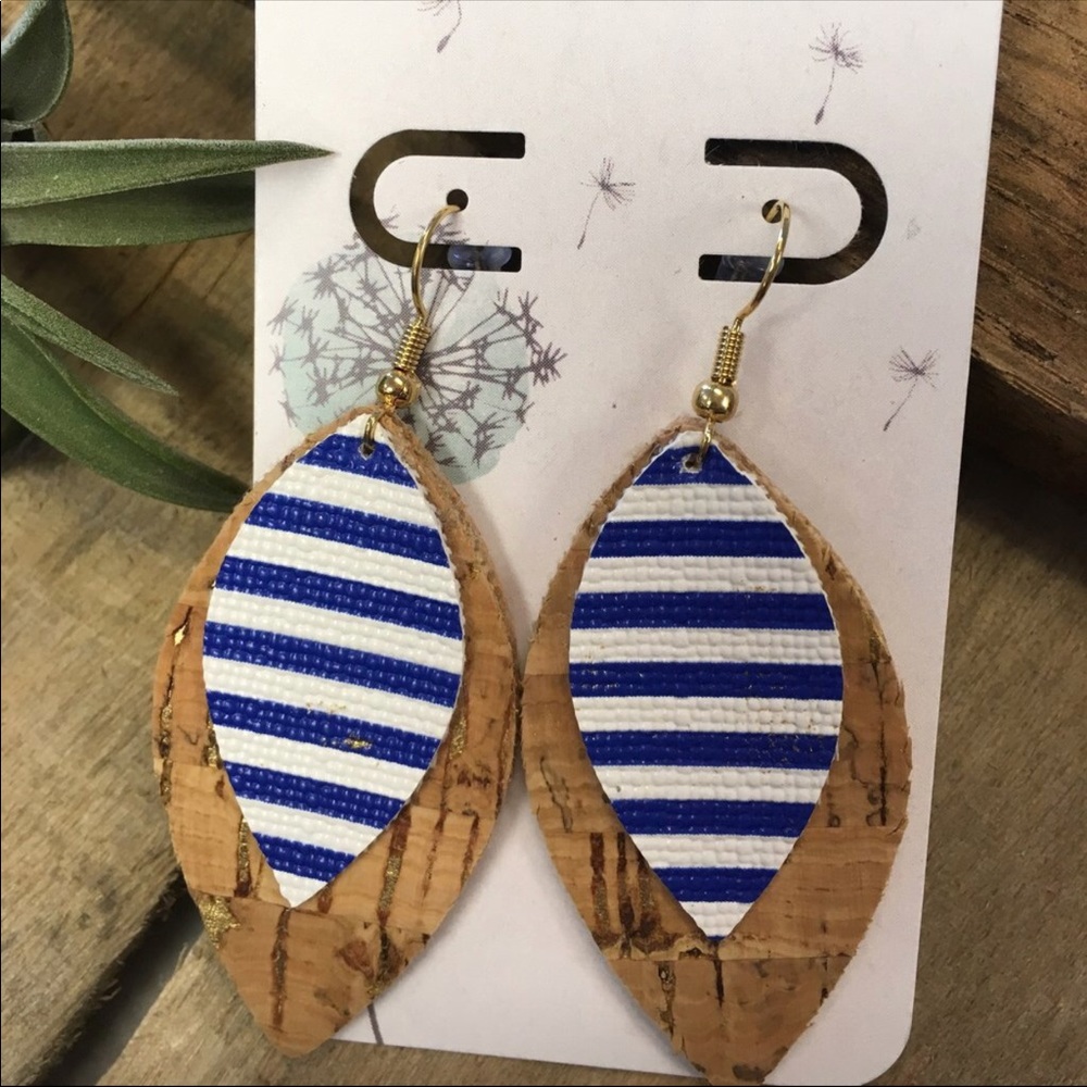 Double sided lightweight cork/leather earrings